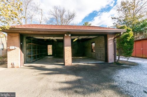 36 Nelson Ridge Rd, Princeton NJ  08540-7436 exterior