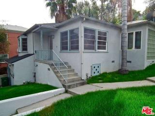 3022 Berkeley Cir, Los Angeles CA  90026-1634 exterior