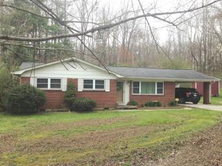 864 Sheppard Rd, Oneida, TN 37841-3551