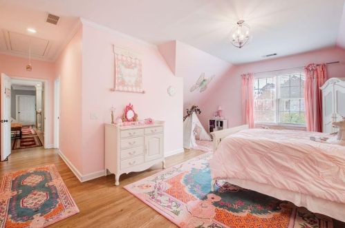 4450 Crestwicke Pointe, Atlanta GA  30319-1081 exterior