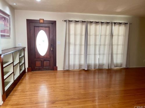 2940 Floral Ave, Riverside CA  92507-3223 exterior