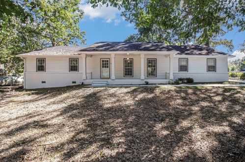 2374 Georgian Ter, Lithonia, GA 30078-3812