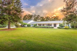 1715 Gray Rd, Chattanooga, TN 37421-3118
