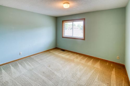 3253 Evergreen Dr, Saint Paul MN  55121-1771 exterior