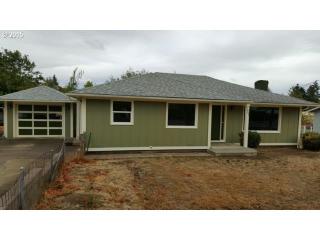 1801 Keasey St, Roseburg OR  97471-1886 exterior