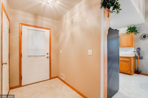 18514 Queen St, Otsego, MN 55330-2712