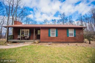 3 Blue Sky Rd, Linden, VA 22642-5737