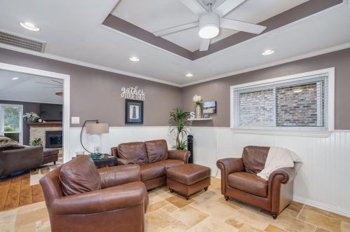 1521 Barclay Dr, Carrollton TX 75007-2836 exterior