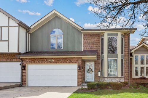 11784 Seagull Ln, Palos Heights, IL 60463-1046