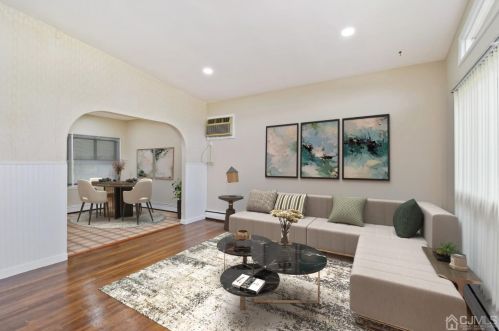 34 Kenlen Dr, Edison, NJ 08817-4808