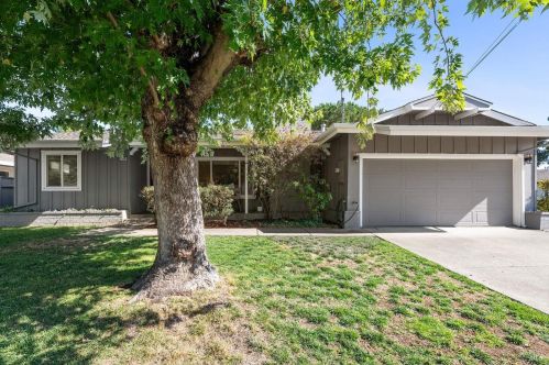 2170 Las Gallinas Ave, San Rafael, CA 94903-1661