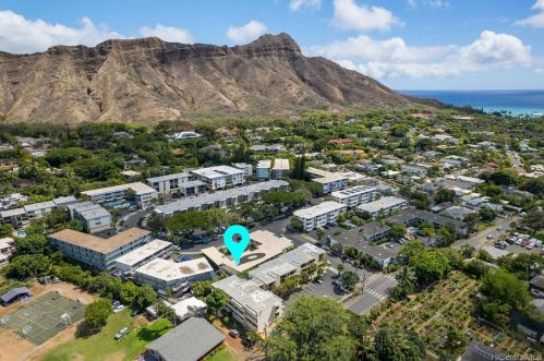 3131 Pualei Cir, Honolulu, HI 96815-4955