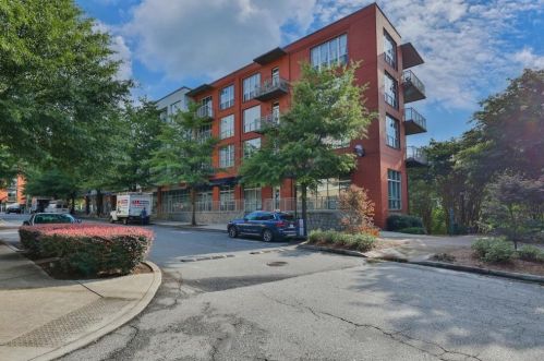245 Highland Ave, Atlanta GA  30307-1961 exterior