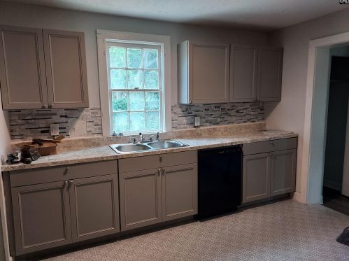 417 Hook Ave, Cayce-West Columbia SC  29169-5322 exterior