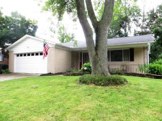 1373 Clydesdale Ave, Columbus, OH 43229-1337