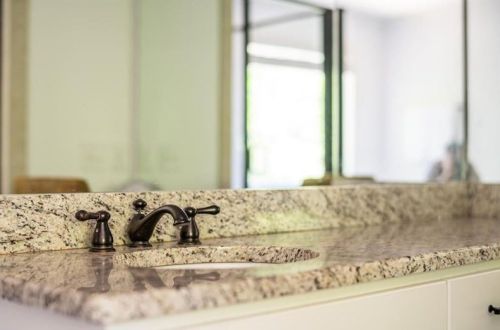 4437 Carmain Dr, Atlanta GA  30342-3503 exterior