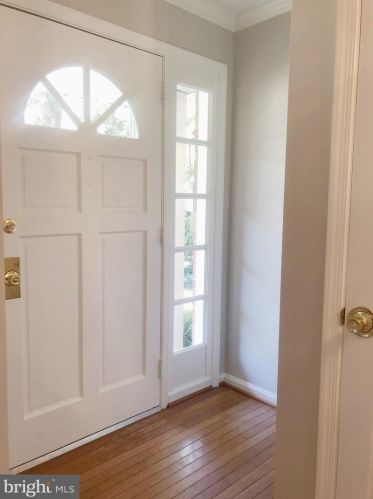 1225 Earnestine St, Mc Lean, VA 22101-2646
