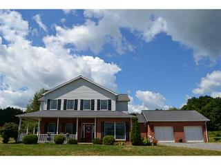 7167 Country Club Rd, Butler, PA 16001-8582