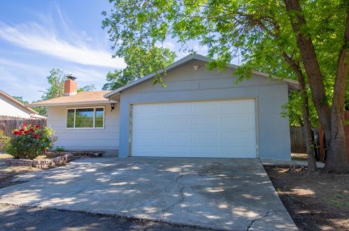 8830 Elm Ave, Citrus Heights, CA 95662-2641