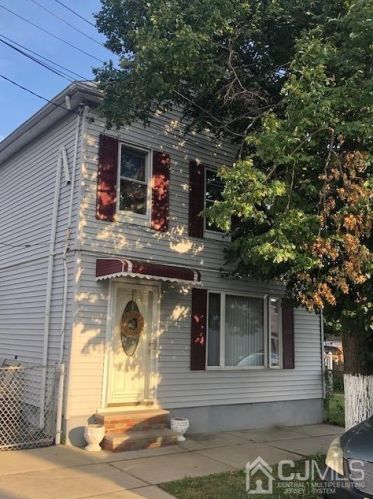 332 Gifford St, Perth Amboy, NJ 08861-3908