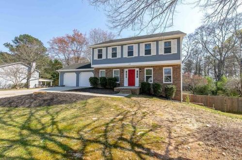 120 Northlake Dr, Carrollton, GA 30117-1826