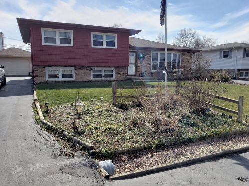 36 Mcdonald Ln, Frankfort, IL 60423-1416