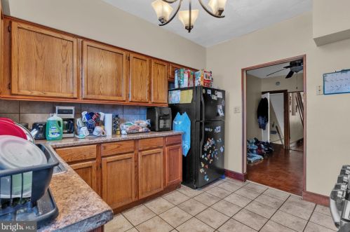 2243 Jefferson St, Harrisburg PA  17110-2441 exterior