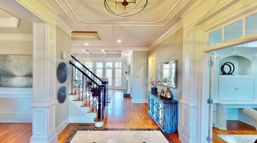 5240 Forest Ridge Cir, Atlanta GA  30342-2280 exterior