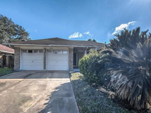 2225 Clare St, Deer Park, TX 77536-4007