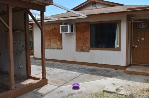84541 Nukea St, Nanakuli, HI 96792-1872