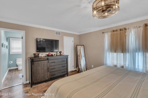 65 Scenic Dr, East Freehold NJ  07728-3479 exterior