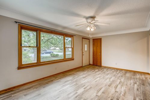 675 Hiawatha Ave, Saint Paul MN  55127-5116 exterior