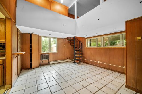 241 Fairwood Dr, Lemont IL  60440-2810 exterior