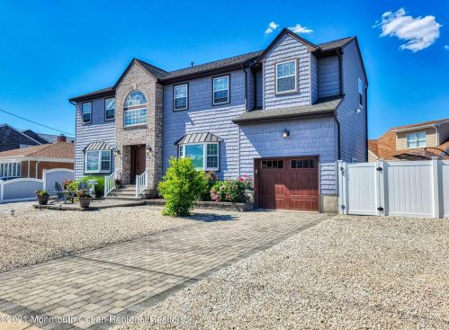 203 Newark Ave, Lavallette, NJ 08735-2828