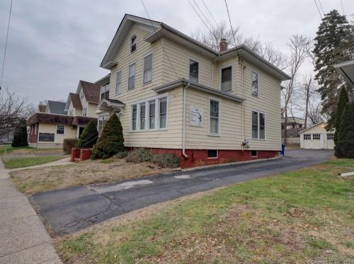 39 Fair St, Wallingford, CT 06492-4208