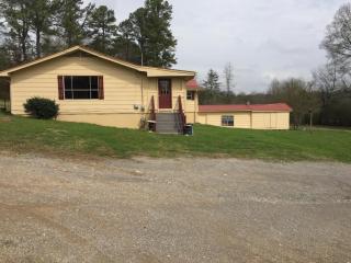 149 Coffman Dr, Chickamauga, GA 30707-2645