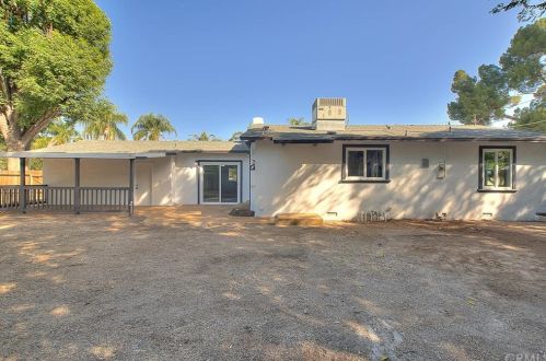 7106 Orch St, Riverside CA  92504-3958 exterior