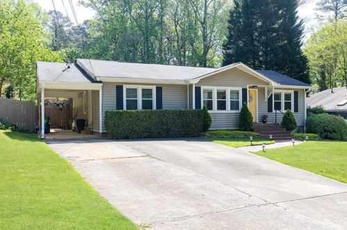 1627 Beacon Hill Blvd, Atlanta GA  30329-2517 exterior