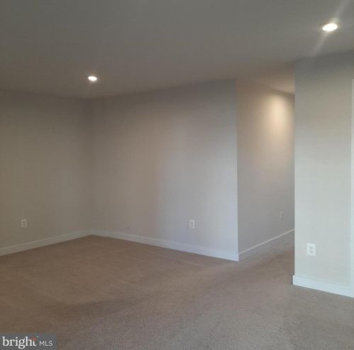 209 Montreal Way, Falling Waters WV  25419-0090 exterior