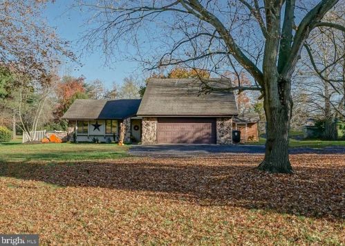 421 Mullica Hill Rd, Harrison Township, NJ 08062-2663