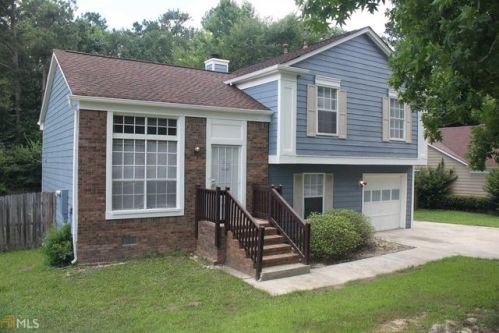 10813 Panhandle Rd, Hampton, GA 30228-1512