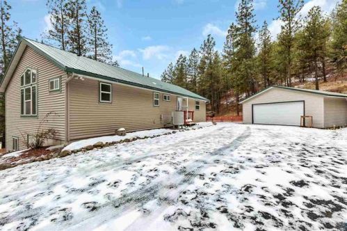 15208 Coulee Hite Rd, Spokane, WA 99224-9361
