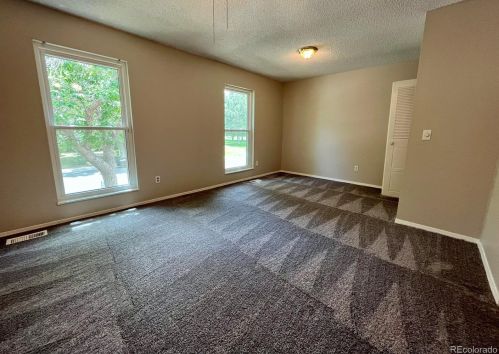 19017 21 Cir, Aurora CO 80011-5272 exterior