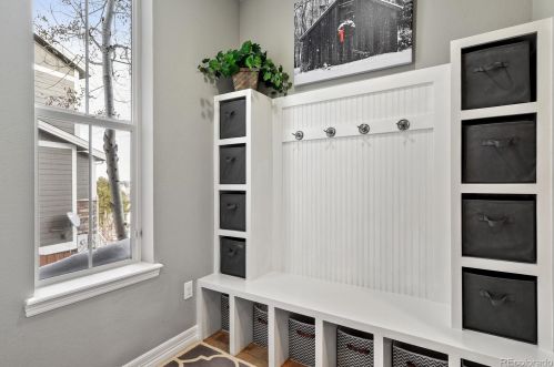 6374 Kewaunee Way, Aurora CO 80016-4310 exterior