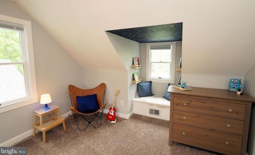 33 Wilder Ave, Princeton NJ  08540-0064 exterior