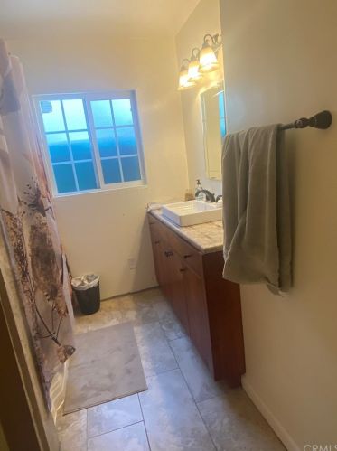 9093 Lyndora St, Downey, CA 90242-4734