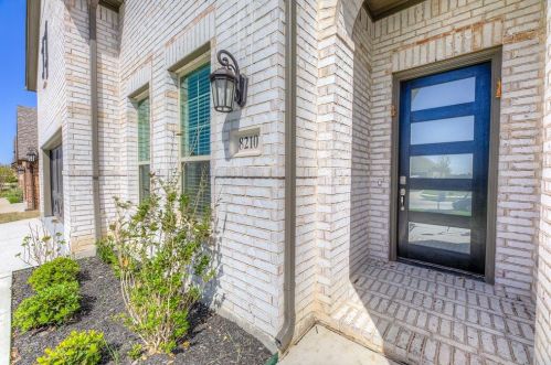 8210 Cotton Patch Ln, Frisco TX  75036-8708 exterior