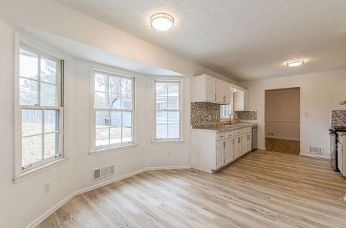 127 Farmbrook Trl, Stockbridge GA  30281-1187 exterior