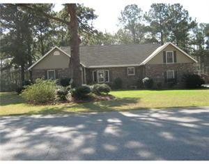 112 Lakeshore Dr, Savannah, GA 31419-9421