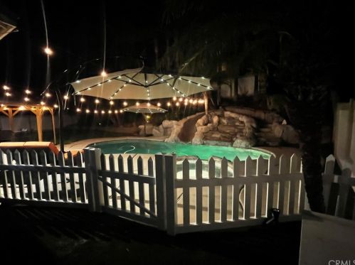 5525 Applecross Dr, Riverside CA  92507-6412 exterior